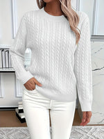Gestrickter Zopf-Pullover – Manon Gestrickter Zopf-Pullover – Manon Louise Perrin 