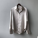 Satinbluse – Lauriane Satinbluse – Lauriane Louise Perrin Grau S 