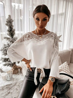 Elegante Spitzenbluse – Isaline Elegante Spitzenbluse – Isaline Louise Perrin 