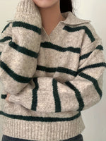 Gestreifter Pullover mit Kragen – Solange Gestreifter Pullover mit Kragen – Solange Louise Perrin 