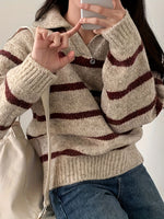Gestreifter Pullover mit Kragen – Solange Gestreifter Pullover mit Kragen – Solange Louise Perrin 