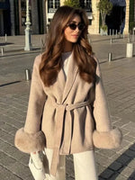 Jacke mit Gürtel – Mireille Jacke mit Gürtel – Mireille Louise Perrin 