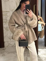 Jacke mit Gürtel – Mireille Jacke mit Gürtel – Mireille Louise Perrin 