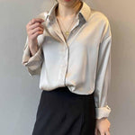 Satinbluse – Lauriane Satinbluse – Lauriane Louise Perrin 
